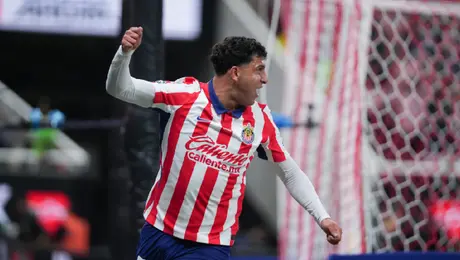 Chivas, favorito a ganar el Clásico Nacional, según casas de apuestas