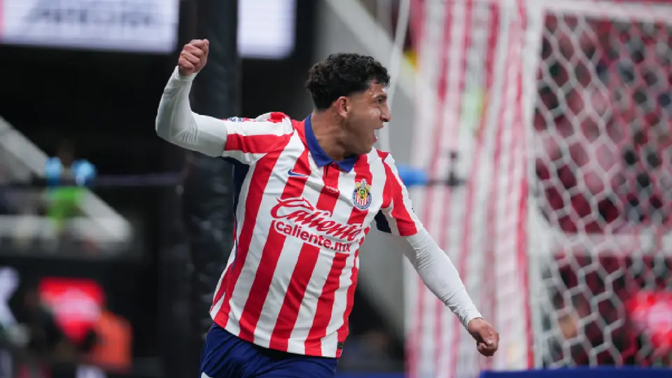 Bryan 'Cotorro' González, jugador de Chivas, en festejo de gol ante Pumas, en el Apertura 2026 | IMAGO7