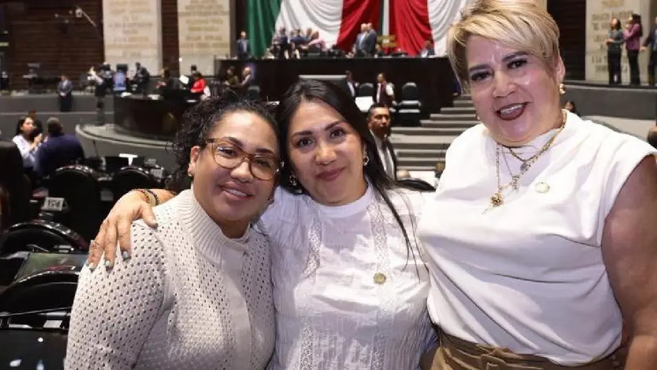 Compañera y amigas dieron sus condolencias por la partida de Beltrán Reyes / FB: @AnayBeltranR