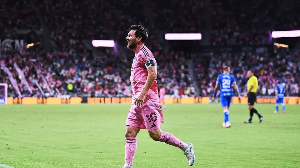 Lionel Messi festejando su gol 100 con Inter Miami, ante Cruz Azul | MEXSPORT