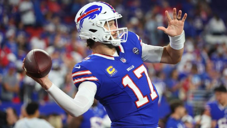 Josh Allen alistandose para enfrentar a los Detroit Lions | AP