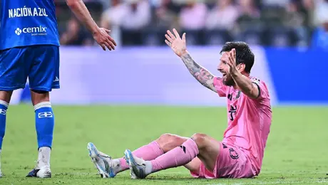 VIDEO: Messi estalla contra el arbitraje en la Campeones Cup: "Es una vergüenza, son horribles"