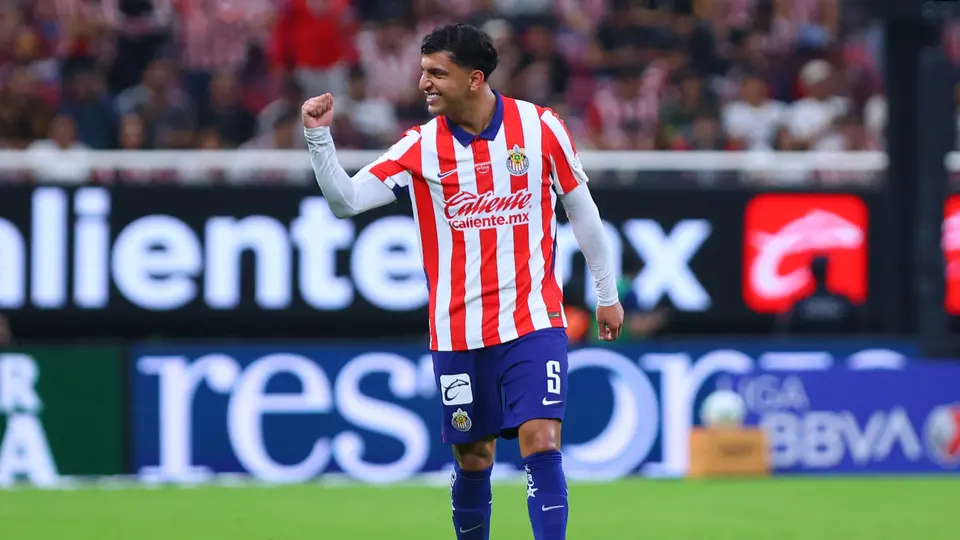 Bryan 'Cotorro' González, jugador de Chivas, en partido ante Pumas del Apertura 2026 | IMAGO7