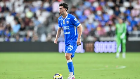 Afición de Cruz Azul revienta a jugadores argentinos del club tras derrota ante Inter Miami