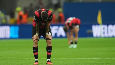 Benfica arruina el centenario de San Siro tras vencer al Milan en la Europa League