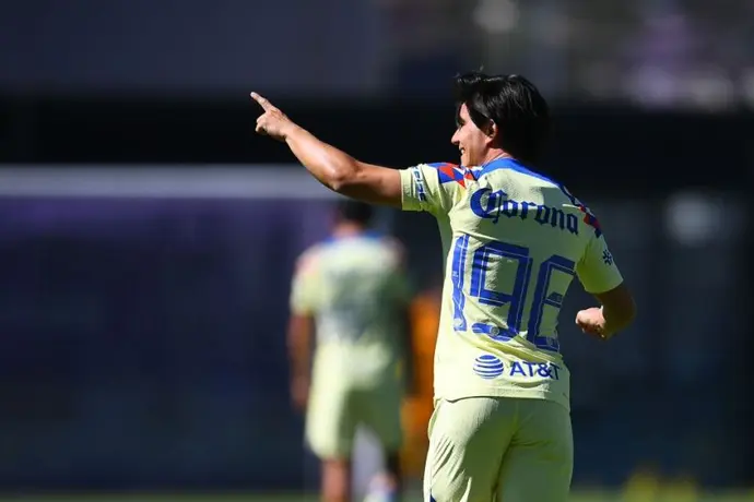 Bruce El-Mesmari y Daniel Aguirre se suman a la pretemporada con Chivas