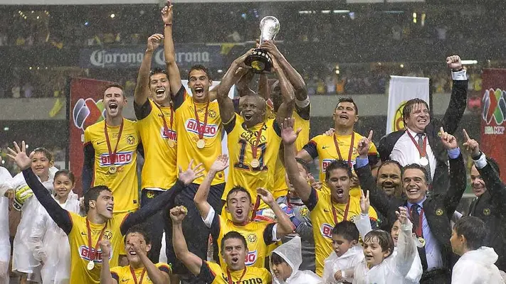 Aficionados de América 'se burlan' de Cruz Azul y les recuerdan el 'fantasma del 2013'