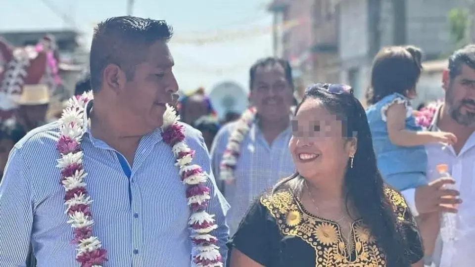 Presidente municipal de Acteopan, Puebla, se encuentra prófugo tras golpear, atropellar y asesinar a su esposa