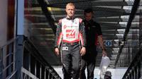Kevin Magnussen no recibió sanción por incidente con Checo Pérez en Mónaco