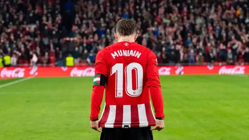 ¿Llega a San Lorenzo? Iker Muniain viaja a Argentina