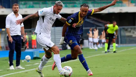 Desastroso regreso de Antonio Conte a la Serie A: Napoli fue goleado por Hellas Verona