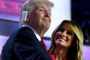 Donald Trump describe el momento en que su esposa Melania Trump vió en vivo su intento de asesinato