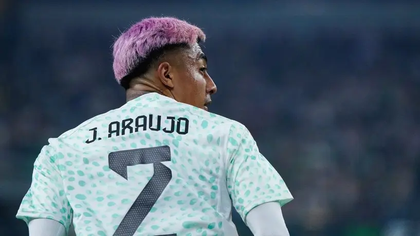 ¡De LaLiga a la Premier League! Julián Araujo dejaría a Barcelona ante interés de Bournemouth