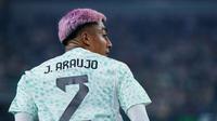 ¡De LaLiga a la Premier League! Julián Araujo dejaría a Barcelona ante interés de Bournemouth