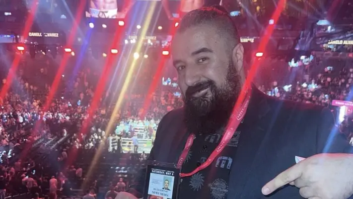 Álvaro Morales se burla de David Faitelson tras la victoria Canelo Álvarez ante Munguía