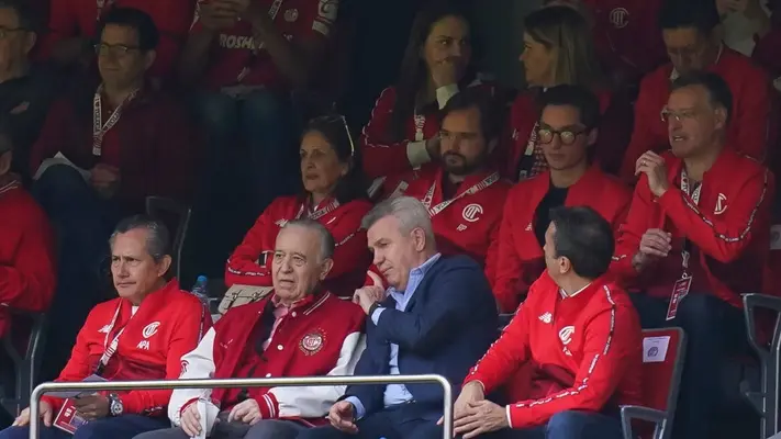Javier Aguirre y Rafael Márquez presentes en el Nemesio Diez en Toluca ante San Luis
