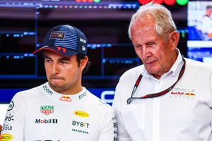 Helmut Marko señaló que Checo Pérez "está mentalmente débil" por su mala racha