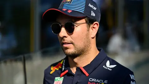 Checo Pérez desmiente que tenga cláusulas de rendimiento en su nuevo contrato con Red Bull