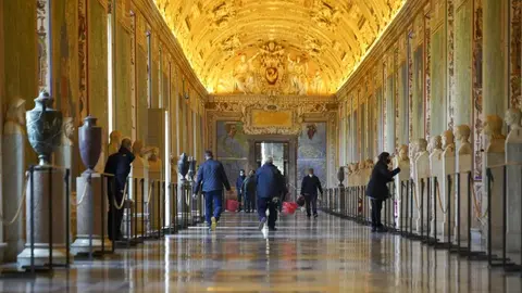 Denuncian al Vaticano por malas condiciones laborales