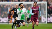 Aficionados del West Ham se rinden ante Edson Álvarez: 'Maestro del medio campo, olé, olé,'
