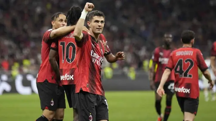 Milan aplastó a Cagliari y aseguró el segundo lugar en la Serie A