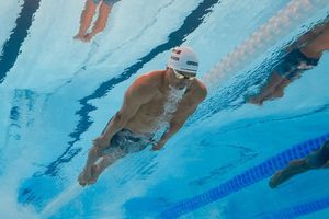¡Adiós París 2024! Miguel de Lara terminó último de su heat eliminatorio en Natación