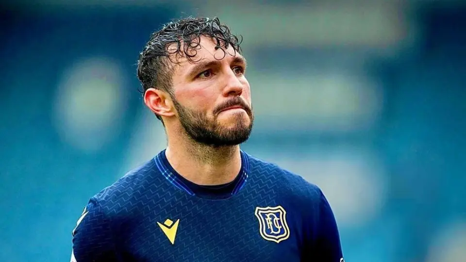 Antonio Portales anota gol con el Dundee en la derrota ante Rangers en el futbol de Escocia