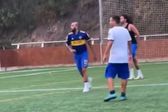 ¡Regresó a las canchas! Dani Alves fue captado 'echando reta' en Barcelona