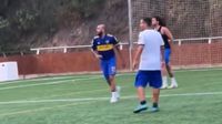 ¡Regresó a las canchas! Dani Alves fue captado 'echando reta' en Barcelona