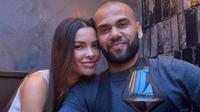 ¡Siendo felices! Dani Alves fue invitado al cumpleaños de su esposa Joana Sanz