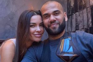 ¡Siendo felices! Dani Alves fue invitado al cumpleaños de su esposa Joana Sanz