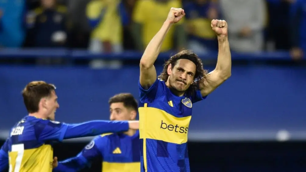 Edinson Cavani mantiene la buena racha | AP