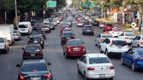 HOY NO CIRCULA SABATINO:¿QUÉ AUTOS NO CIRCULAN EN CDMX Y EDOMEX?