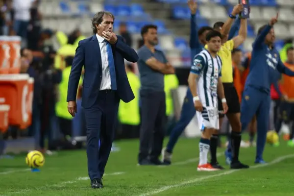 Comisión Disciplinaria sanciona a Guillermo Almada y Érick Sánchez por críticas al arbitraje