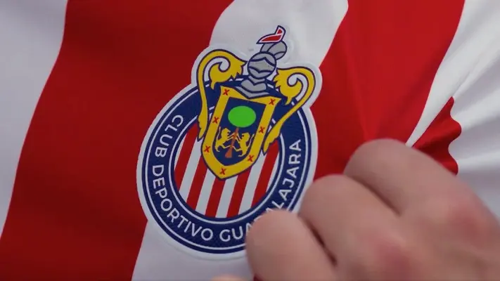 Chivas presenta su nueva indumentaria de cara al Torneo Apertura 2024