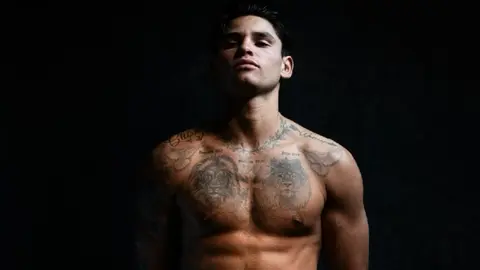 ¡Una más! Ryan García es arrestado por vandalismo en el hotel de Beverly Hills