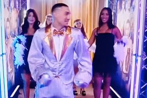 Teófimo López ‘da cringe’ con su entrada antes de pelear contra Steve Clagget