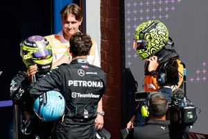 ¡Russell descalificado! Lewis Hamilton se queda con la victoria en el Gran Premio de Bélgica