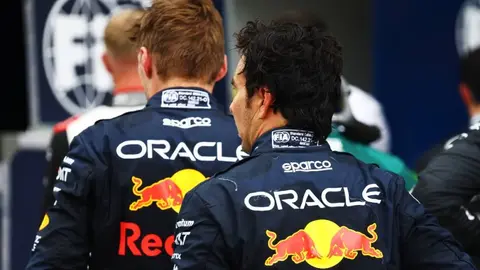Helmut Marko sobre el rendimiento de Checo Pérez: "No es malo, solo es más lento"