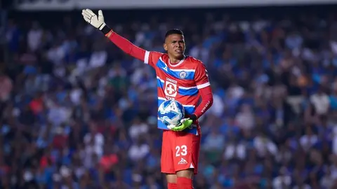 Kevin Mier dijo estar sorprendido por la salida de Uriel Antuna a Tigres