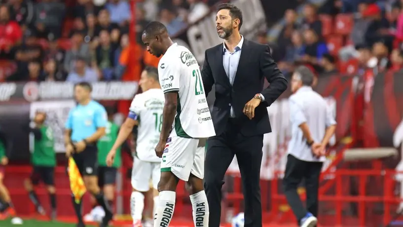 Jorge Bava es despedido de León después de los malos resultados en el Apertura 2024