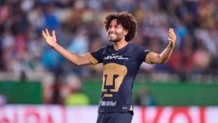 ¡Adiós a los chinos! César Huerta estrena look para la Liguilla del Clausura 2024
