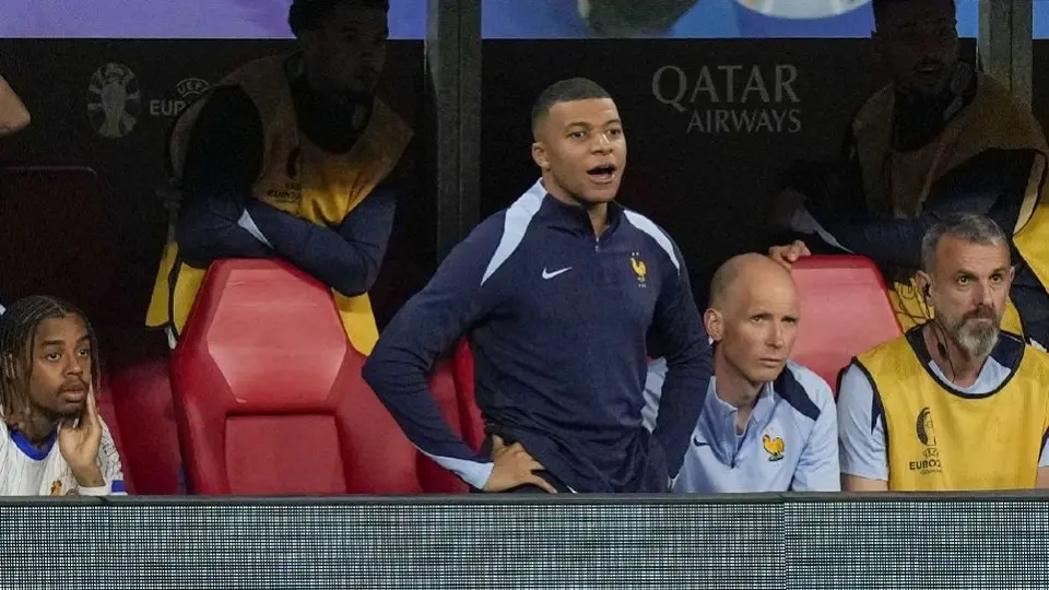 PSG se aferra con Mbappé, quiere que cumpla con su palabra