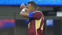 Venezuela derrota a México por primera vez en la historia y le complica el panorama en Copa América