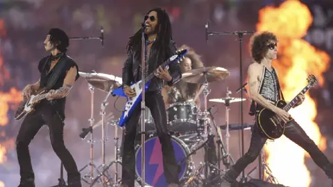Lenny Kravitz acapara la previa de la Final de Champions League con espectacular show musical