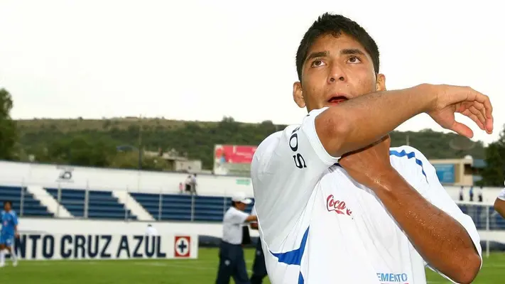 Martín Galván, quien al igual que Gilberto Mora debutó a los 15 años, le lanza advertencia