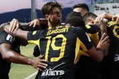 AEK Atenas golea a Levadiakos; Orbelín Pineda entró de cambio y Pizarro borrado del equipo