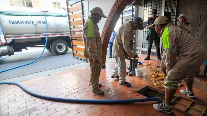 ¿Cómo solicitar el servicio de limpieza de tinacos y cisternas GRATIS en la CDMX 2024?