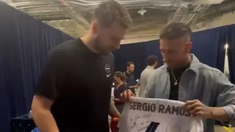 Sergio Ramos se hace presente en las Finales de la NBA con sorpresas para Doncic