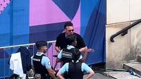 ¿Lo llevaron preso? Policía francesa le da un 'estate quieto' a Faitelson en París